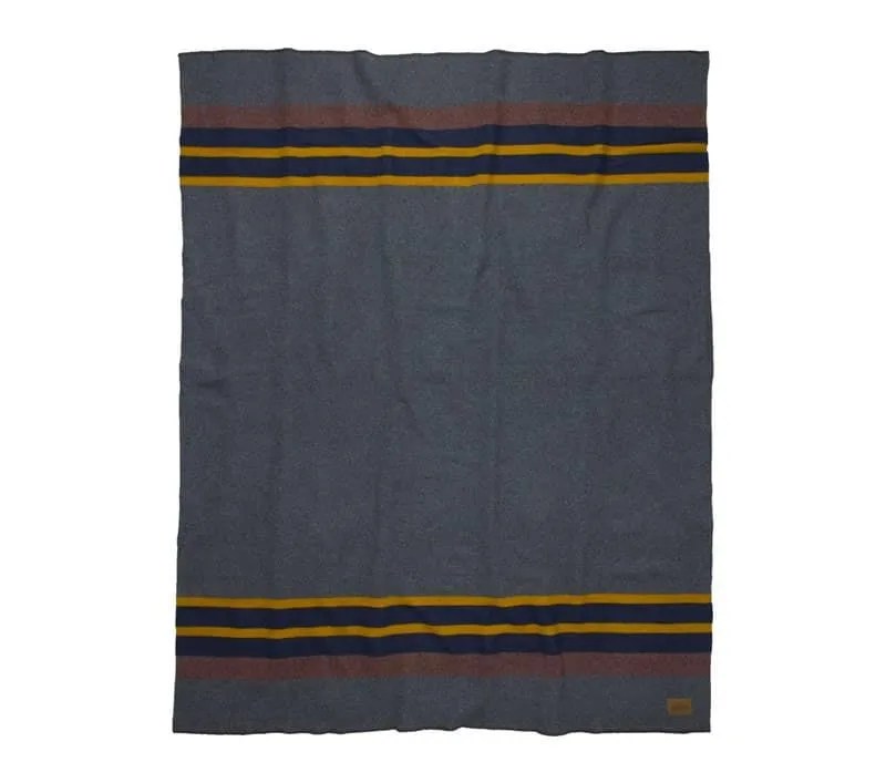 5-Essential-Extras-You-Need-to-Complete-Your-Camper-Experience-gear-patrol-Pendleton-Camp-Blanket