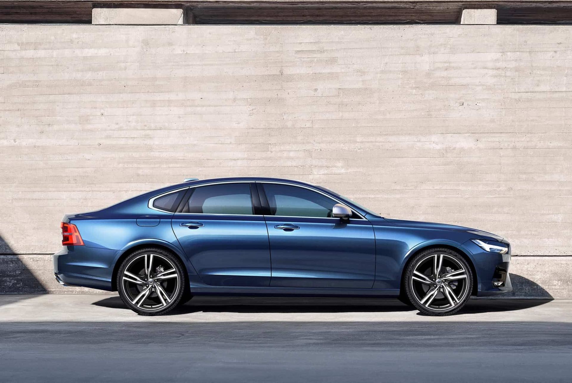 5-Least-Reliable-Cars-gear-patrol-lead-full