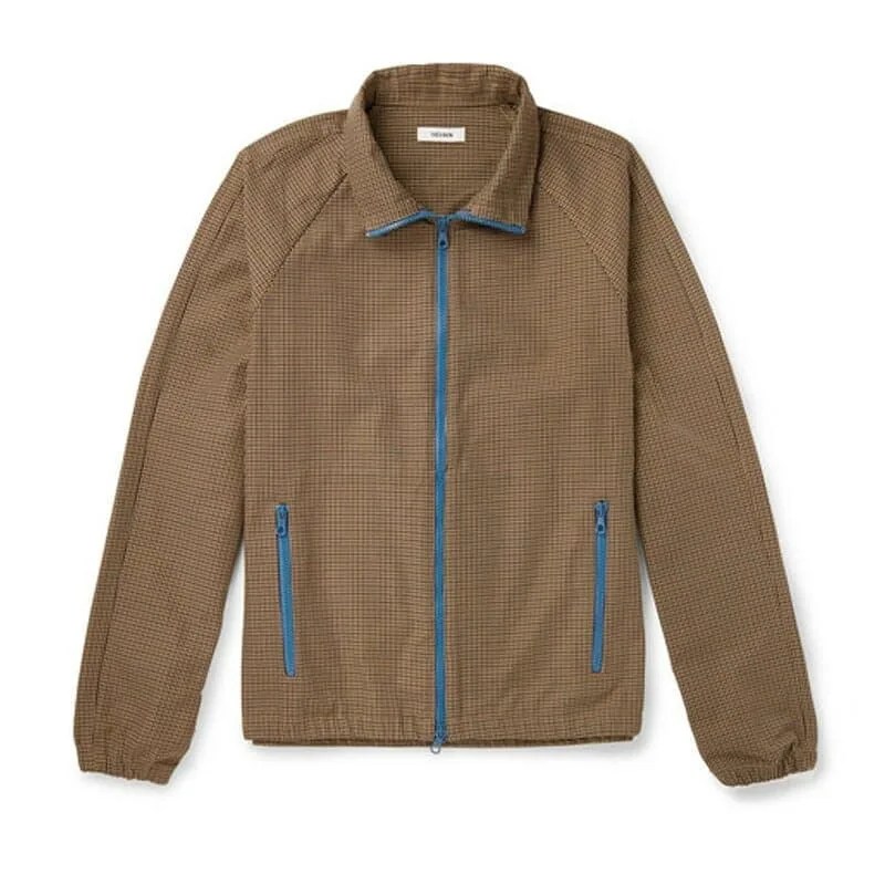 9-Track-Jackets-That-Wont-Make-You-Look-Like-Chas-Tenenbaum-Gear-Patrol-tres-bein