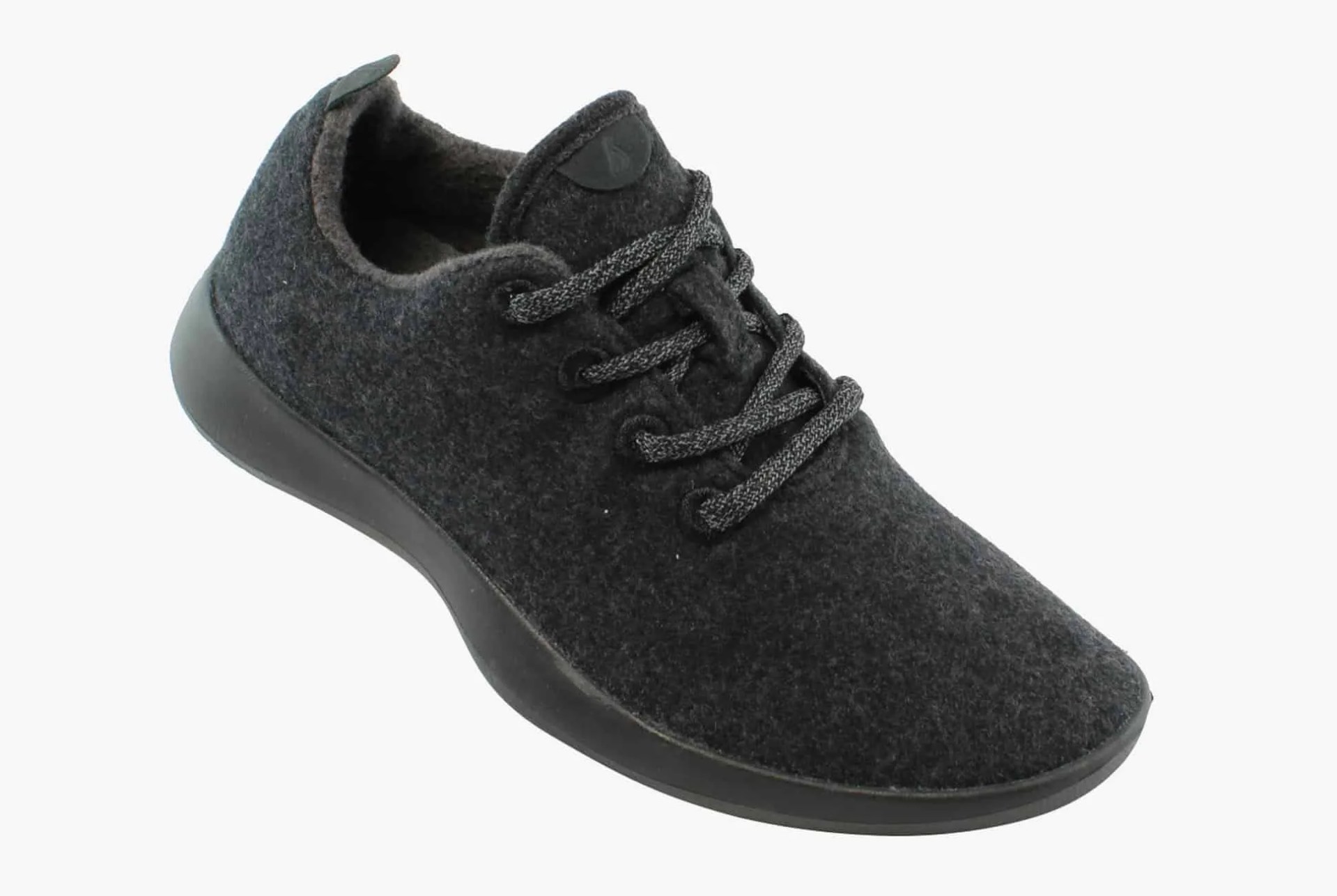 Allbirds-Mens-Wool-Runners-gear-patrol-full-lead