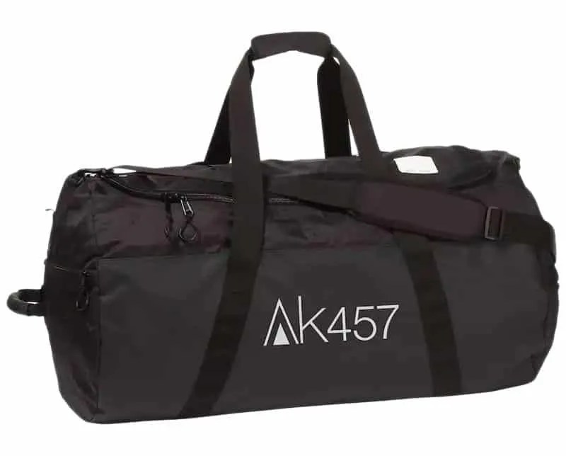 Burton-AK457-gear-patrol-duffle