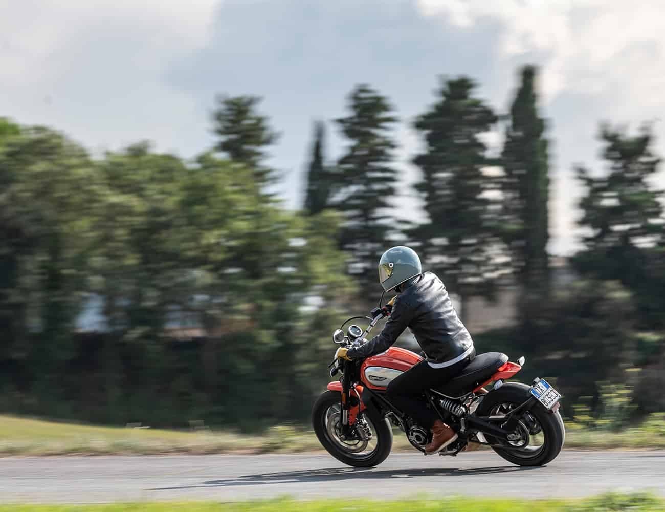 Ducati-Scrambler-Icon-Gear-Patrol-Inline-1