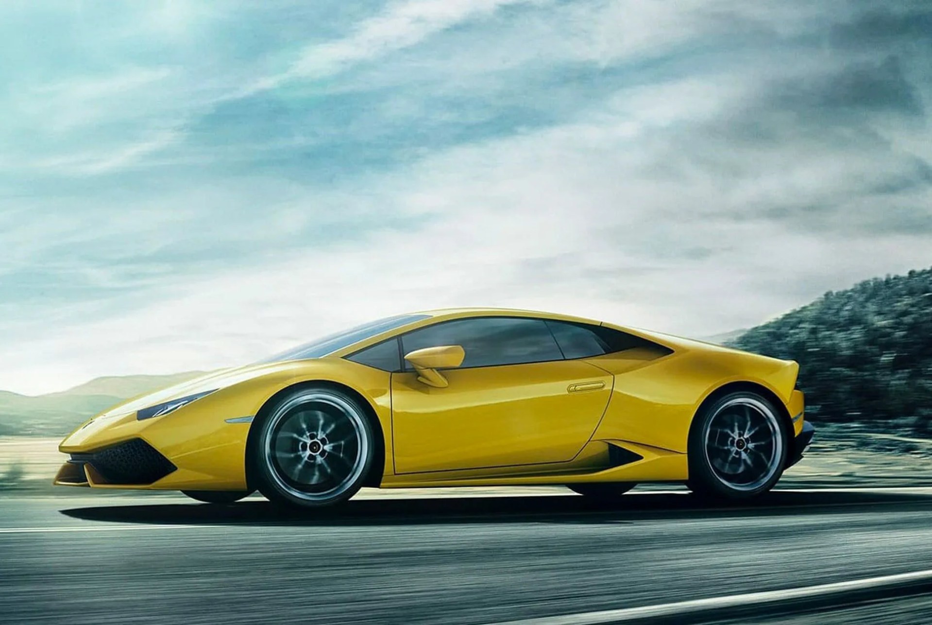 Five-Entry-Supercars-Gear-Patrol-Huracan
