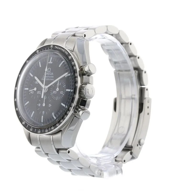 Hub-City-Vintage-Gear-Patrol-Omega