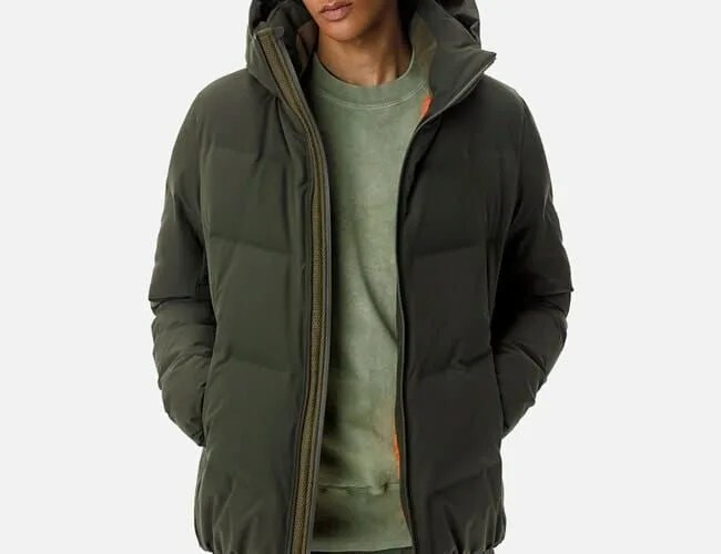 John-Elliot-Descente-Gear-Patrol-Feature
