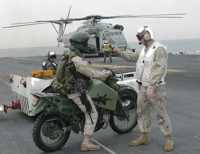 15th MEU Marines Load into Helo