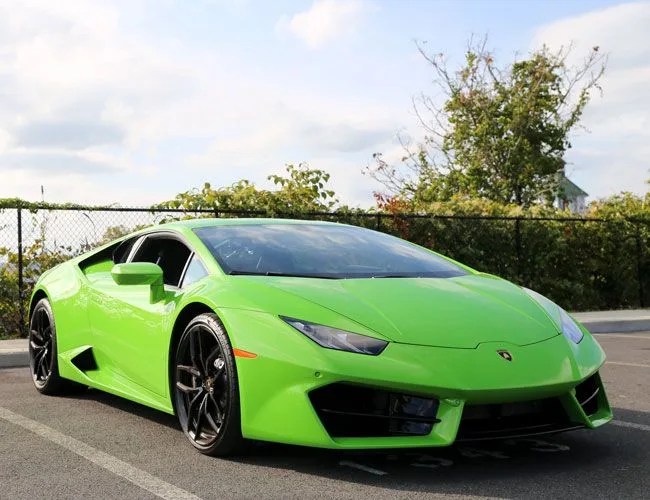lamborghini-huracan-gear-patrol-lead-featured