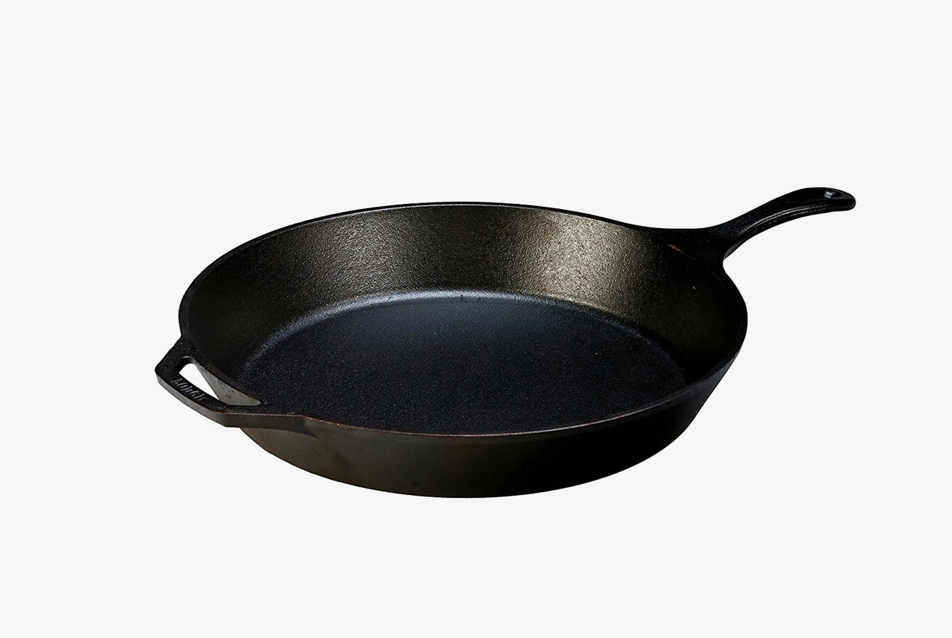 Lodge-Chefs-Skillet-Note-Gear-Patrol-Lead-full