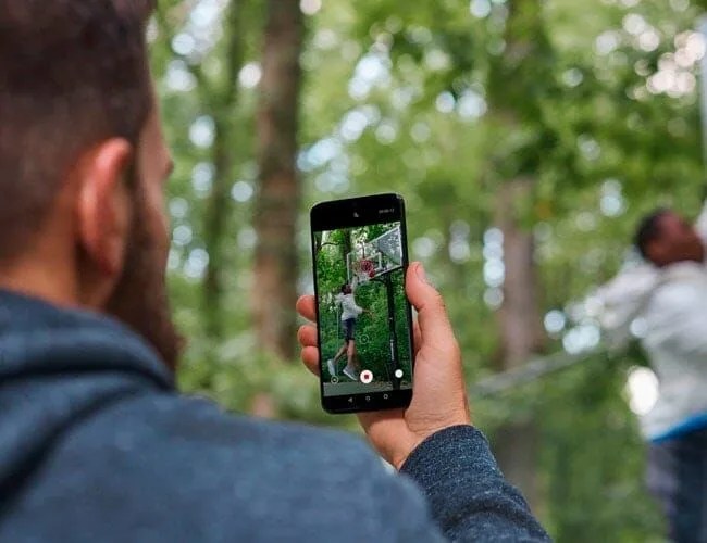 Oneplus-6T-Gear-Patrol-Feature