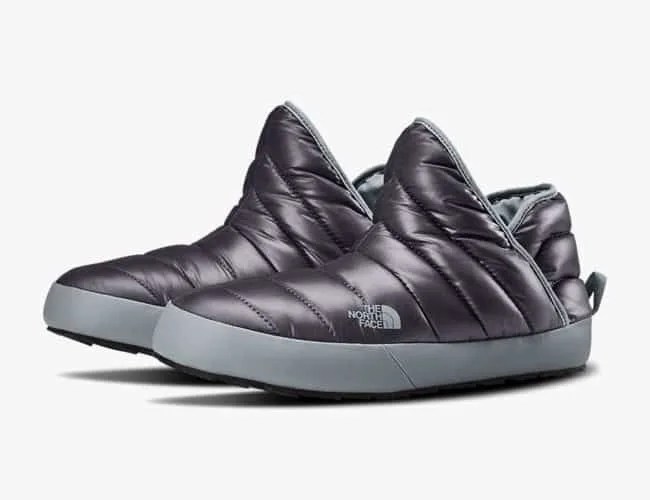 Outdoor-Slippers-gear-patrol-TNF