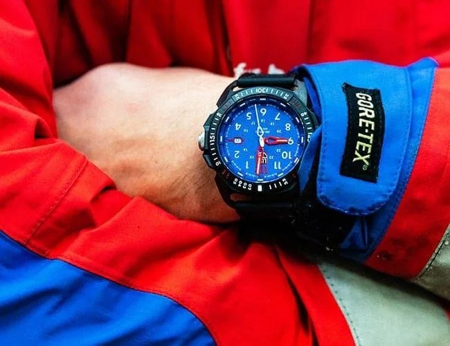 Photo-Essay-Luminox-Iceland-gear-patrol-lead-feature
