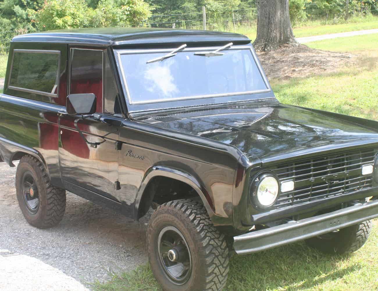 Readers-Trucks-Gear-Patrol-74-Bronco