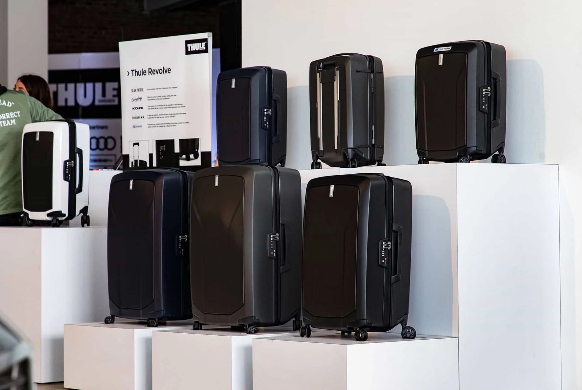 Thule-2019-gear-patrol-Revolve-Luggage