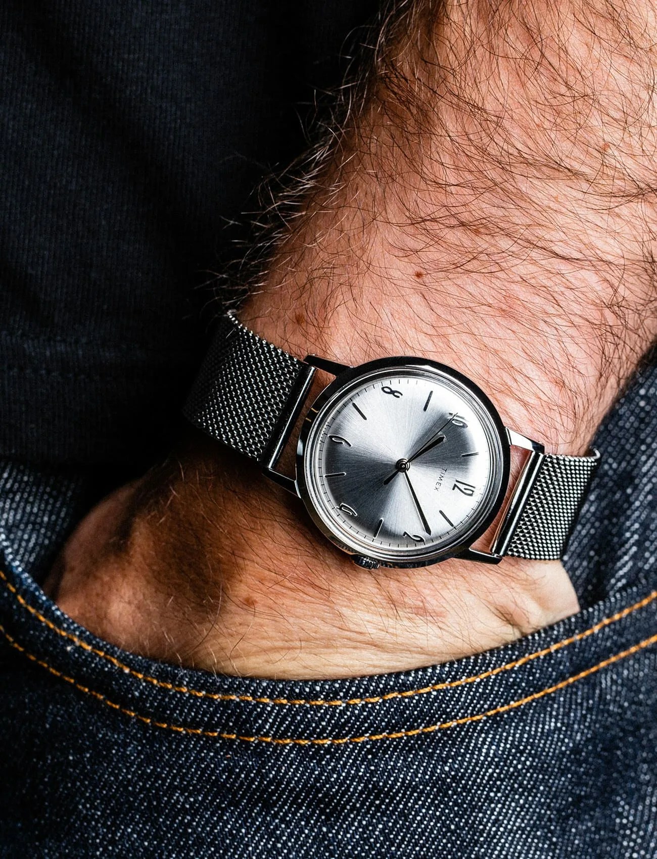 Timex-Marlin-Mesh-gear-patrol-ambiance-2