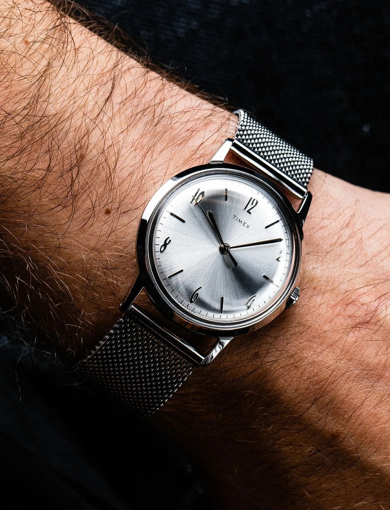 Timex-Marlin-Mesh-gear-patrol-ambiance-3