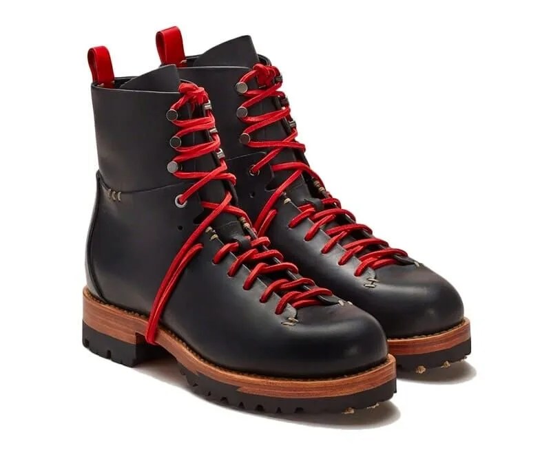 Vintage-Inspired-Hiking-Boots-Feit