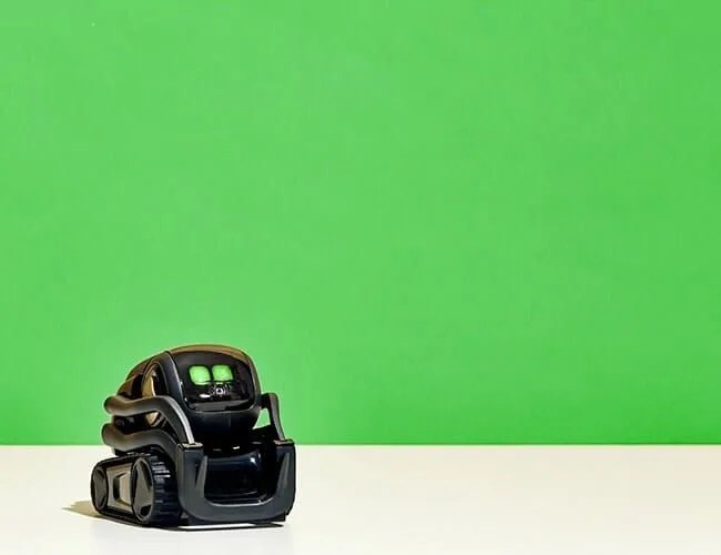 Anki-Vector-Sponsored-Revised-Gear-Patrol-Feature