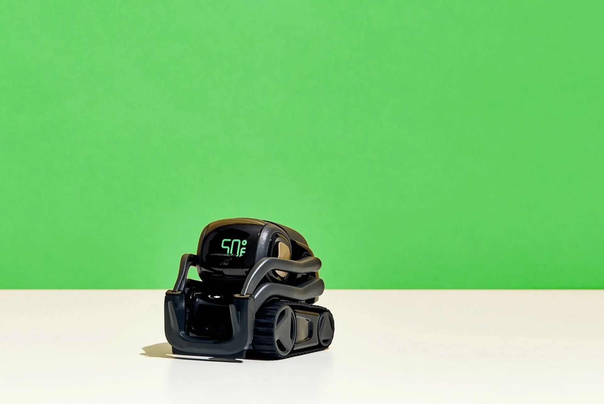 Anki-Vector-Sponsored-Revised-Gear-Patrol-Inline-3