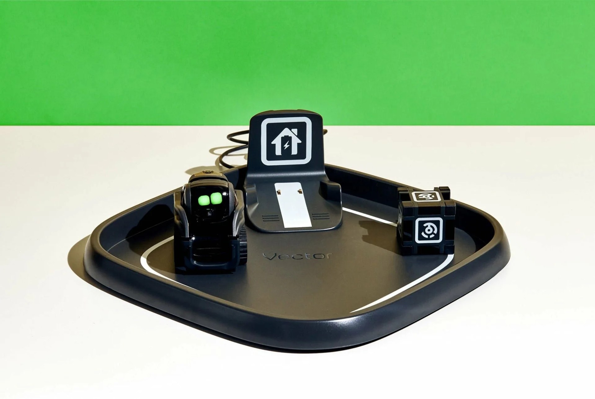 Anki-Vector-Sponsored-Revised-Gear-Patrol-Inline-4