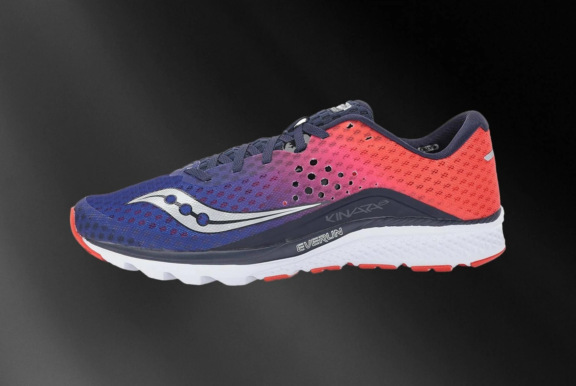 Black-Friday-Saucony-Kinvara-8-gear-patrol-lead-full