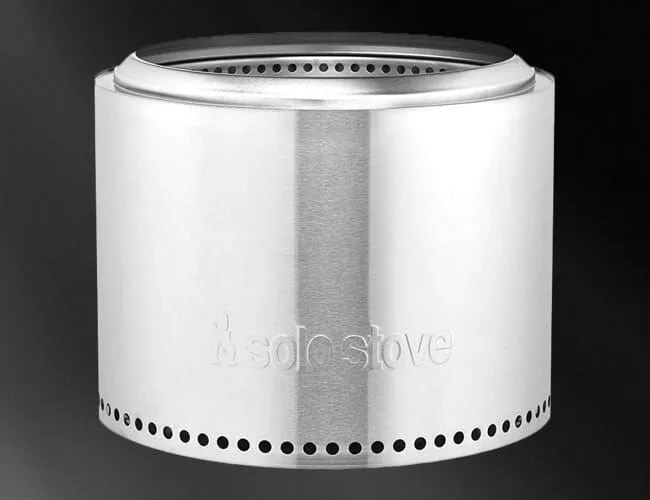 Cyber-Monday-Solo-Stove-Fire-Pit-gear-patrol-lead-feature