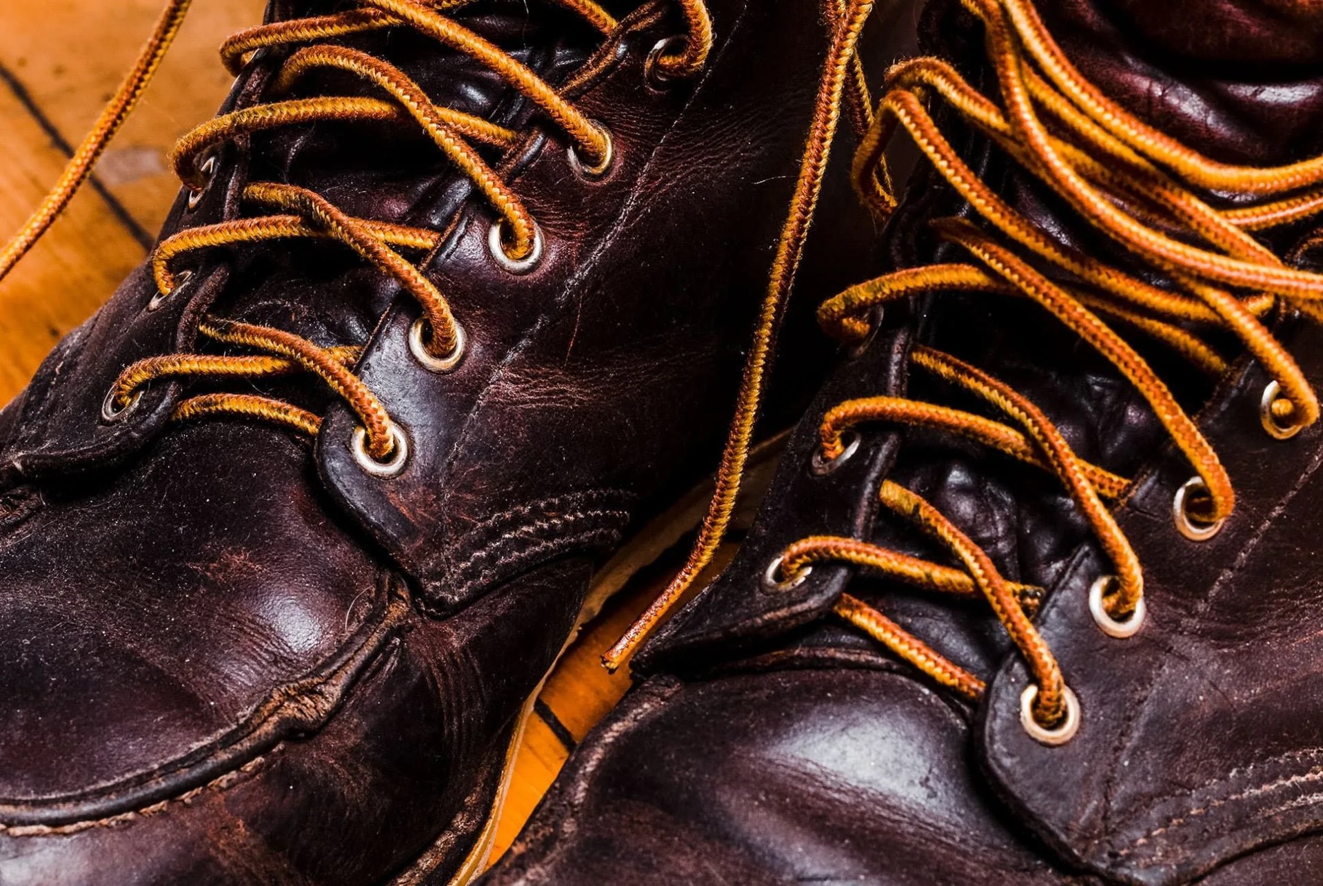 How-to-Care-for-Leather-Boots-in-Winter-gear-patrol-full-lead-01