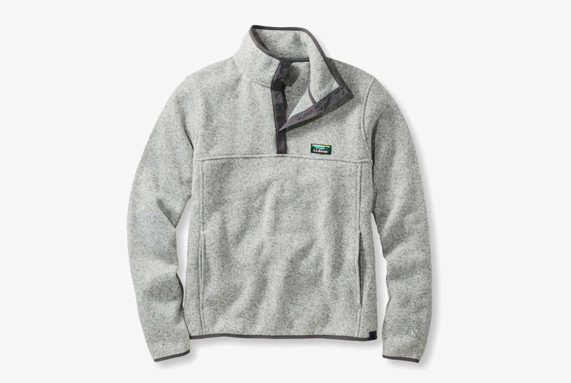 LL-Bean-Fleece-Pullover-Gear-Patrol-lead-full