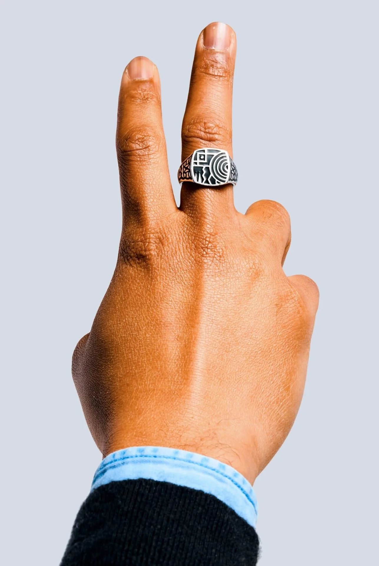 Signet-Ring-gear-patrol-tomwood-02