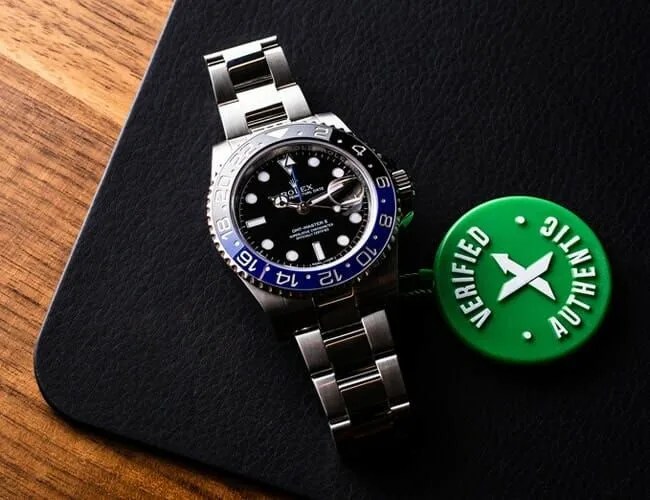 Wish-List-of-5-Iconic-Watches-for-the-Holidays-gear-patrol-lead-feature
