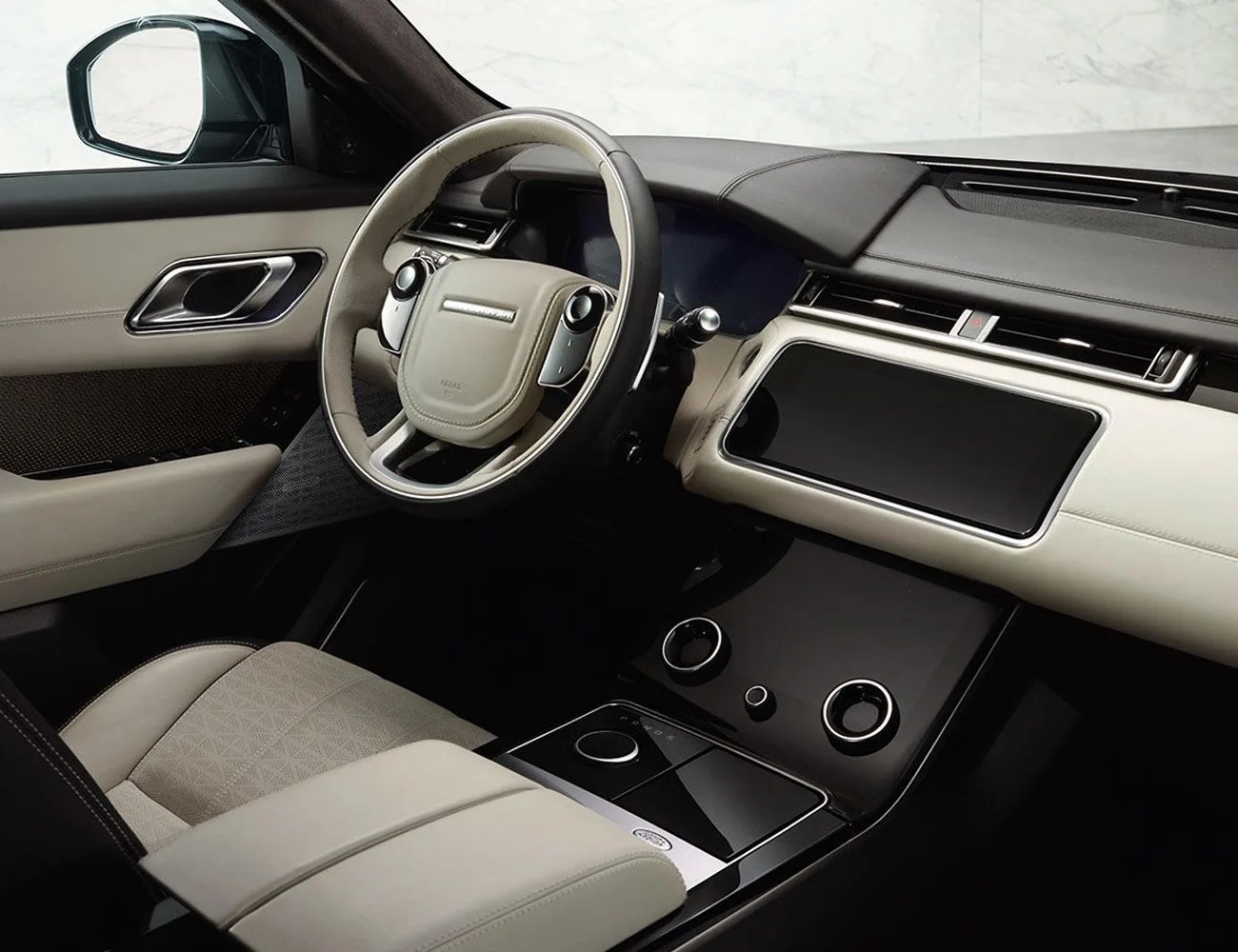 10-Best-Car-Interiors-gear-patrol-Land-Rover-Range-Rover-Velar