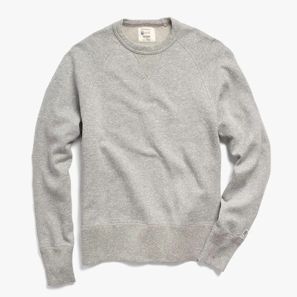 12-Guys-Stay-At-Home-Dad-Gear-Patrol-Todd-Snyder-+-Champion-CREWNECK-SWEATSHIRT
