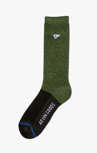 25-Perfect-Gifts-Dapper-Man-gear-patrol-arvin-goods-sock