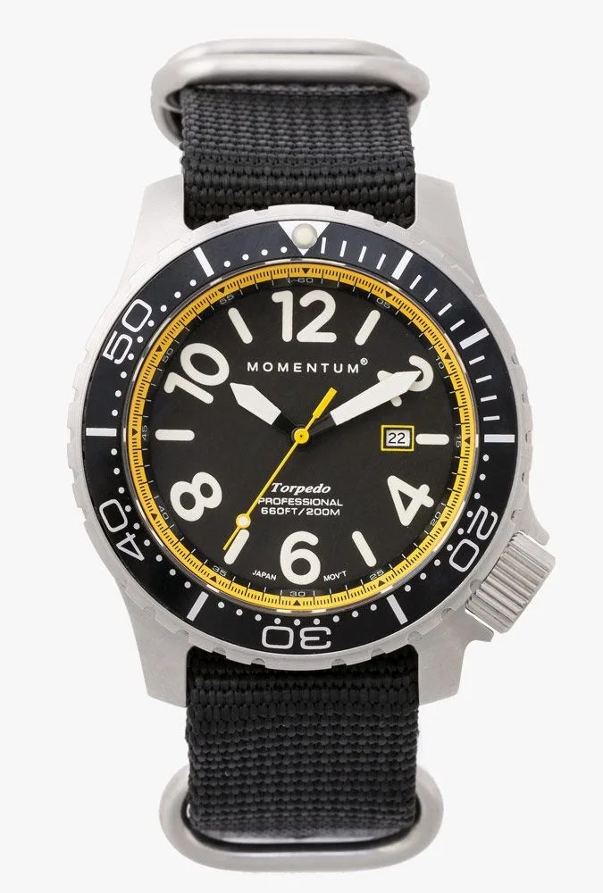 25-Perfect-Gifts-for-the-Adventurer-gear-patrol-Momentum-Watches-Torpedo-Blast-44-Nylon-2