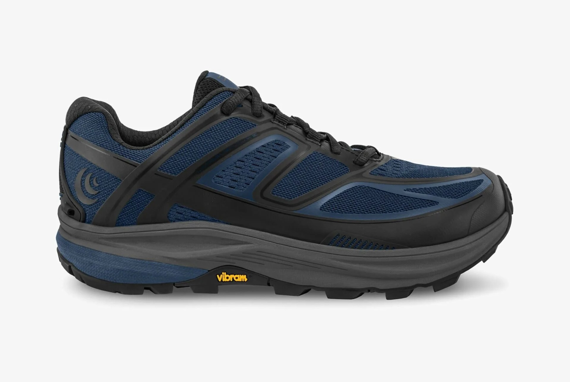 5-Gear-Picks-From-One-Of-The-Wests-Top-Running-Shops-Gear-Patrol-Topo-Ultraventure