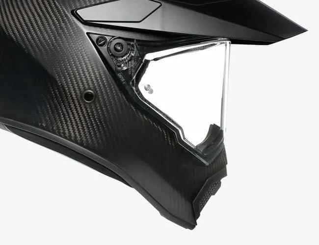 AGV-AX9-Helmet-gear-patrol-lead-feature