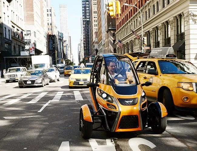 Arcimoto-Gear-Patrol-Feature