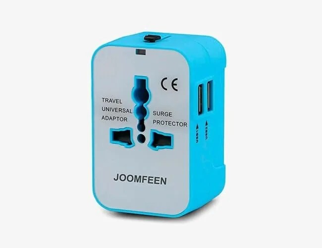 Best-Gifts-for-Business-Travelers-gear-patrol-joomfeen