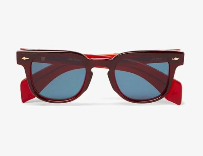 Best-Gifts-for-Business-Travelers-gear-patrol-sunglasses