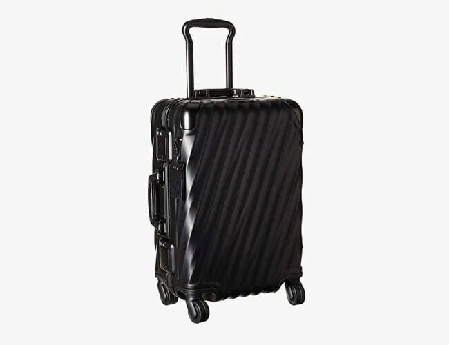 Best-Gifts-for-Business-Travelers-gear-patrol-tumi