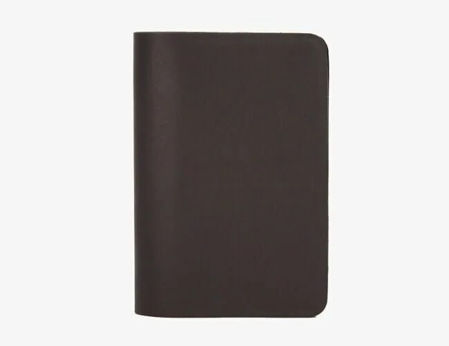 Best-Gifts-for-Business-Travelers-gear-patrol-wallet