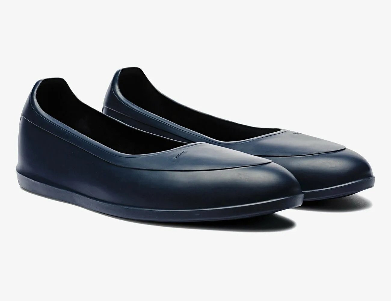 Best-Gifts-for-the-Commuter-gear-patrol-Swims-Classic-Galoshes