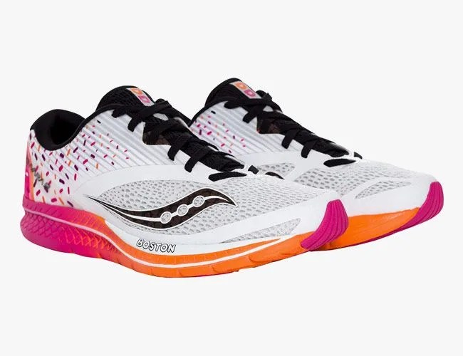Dunkin-Donuts-Saucony-Kinvara-9-gear-patrol-full-featured