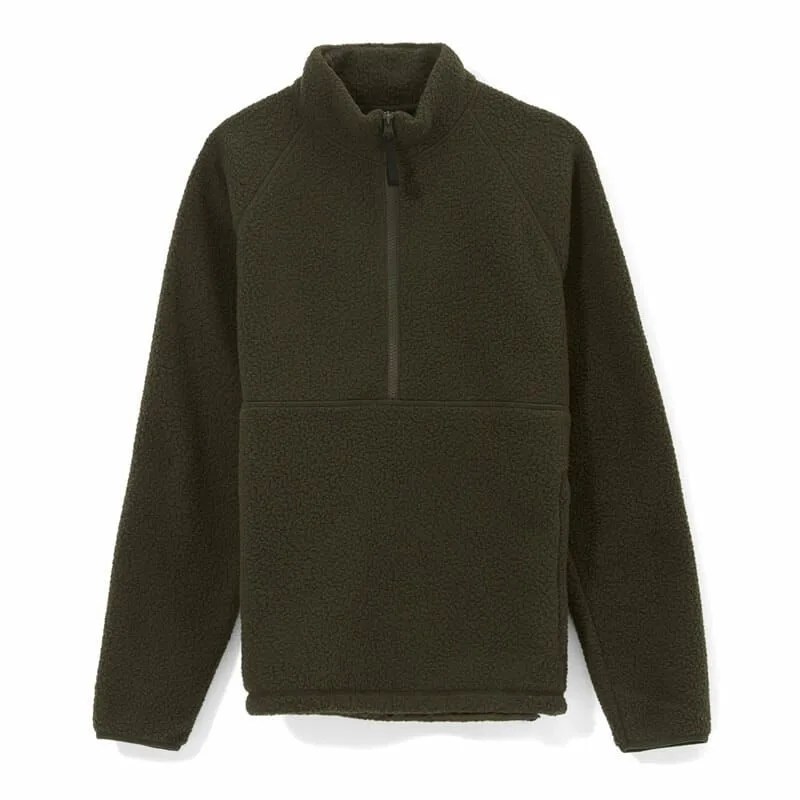 Everlane-Fleece-Gear-Patrol-Half-Zip-2