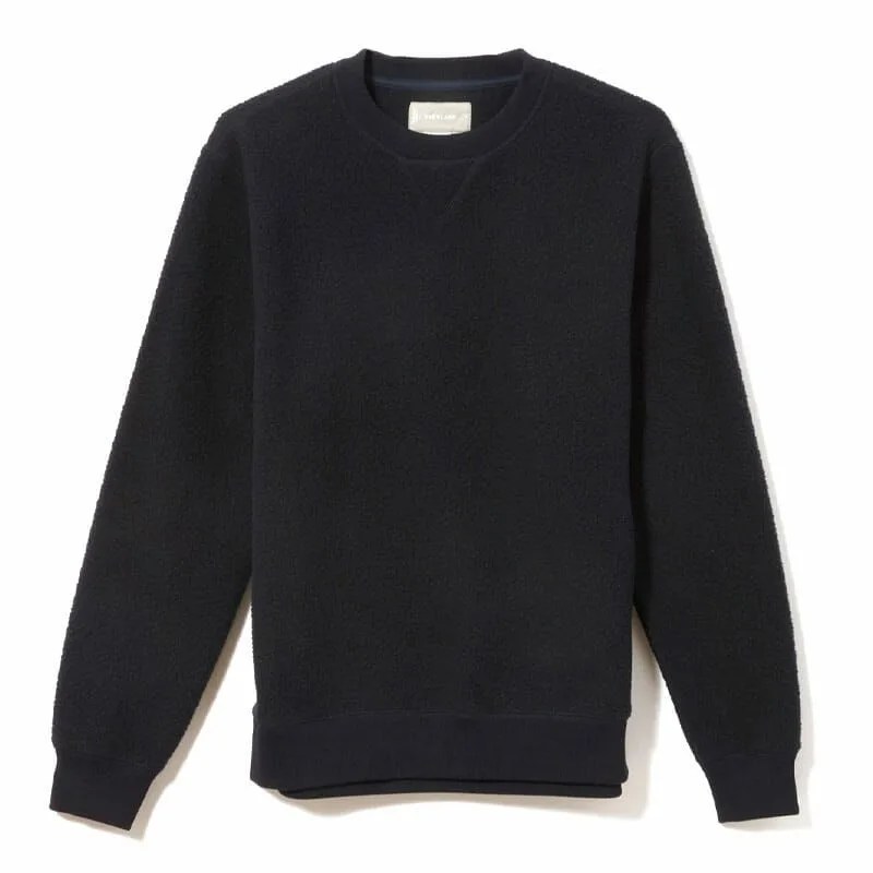 Everlane-Fleece-Gear-Patrol-Sweatshirt