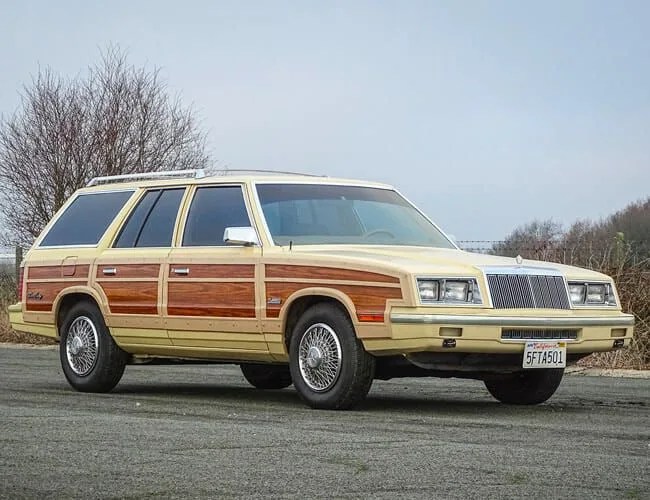 Frank-Sinatra-1985-Chrysler-LeBaron-gear-patrol-lead-feature