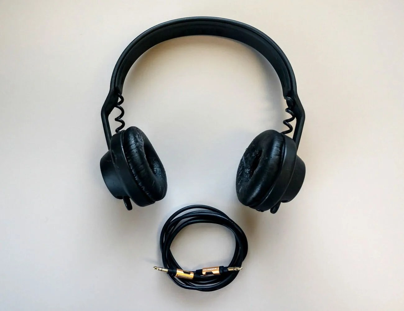 Headphone-Reader-Survey-gear-patrol-Brian-H