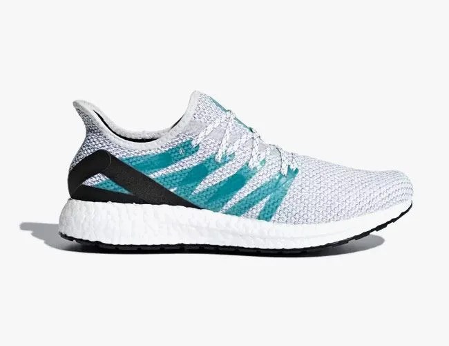 SPEEDFACTORY-AM4LDN-gear-patrol-full-featured-2