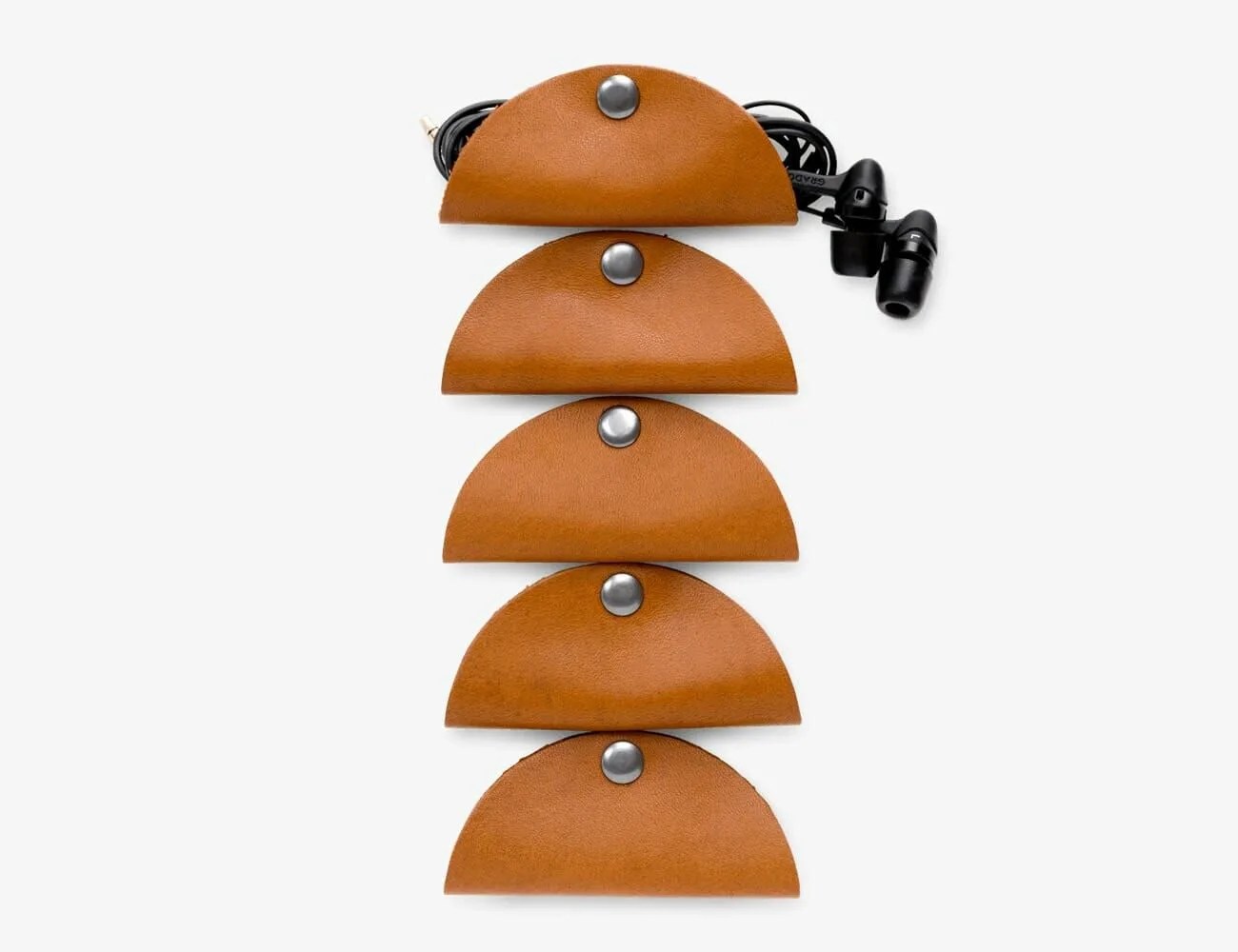 Stocking-Stuffer-Ideas-for-Tech-Junkies-gear-patrol-This-Is-Ground-Cord-Taco