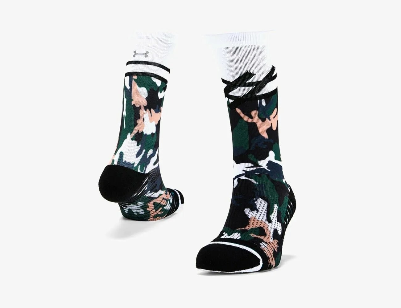 Stocking-Stuffer-Ideas-for-the-Fitness-Junkie-gear-patrol-UA-x-Stance-SLK-Crew