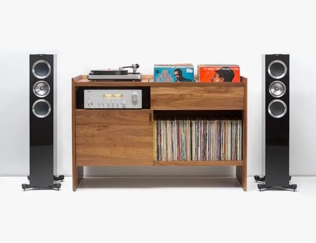 Symbol-Audio-Record-Stand-gear-patrol-full-featured